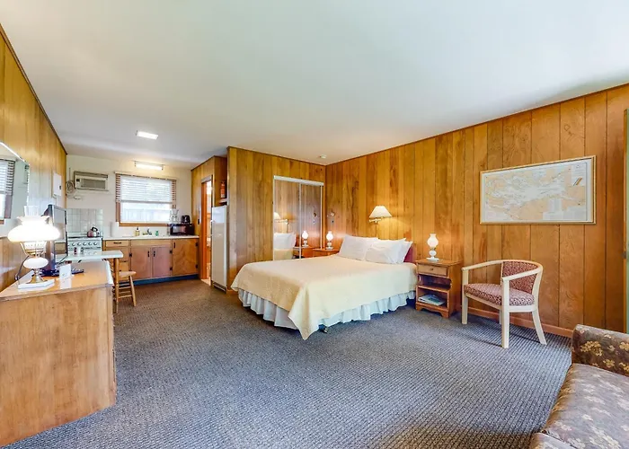 King Birch Lake Homes